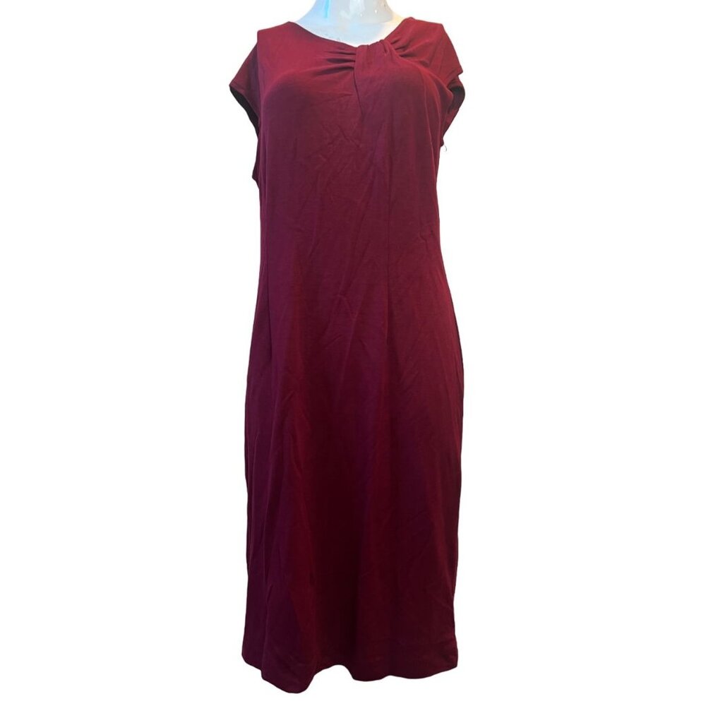 Robe Droite (Sheath Dress) Ann Taylor - Taille 2P - Vin - Sans Manches - Pour Le Travail - Occasion Très Bon état